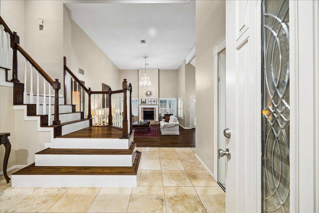 12800 Briar Forest Drive 104, Houston, TX 77077