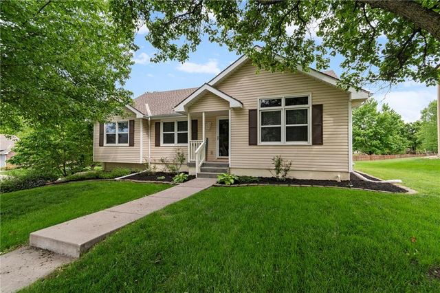 8903 NE 109TH Street, Kansas City, MO 64157