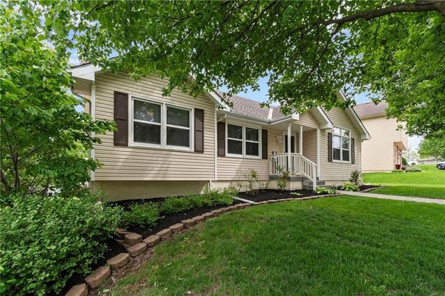 8903 NE 109TH Street, Kansas City, MO 64157