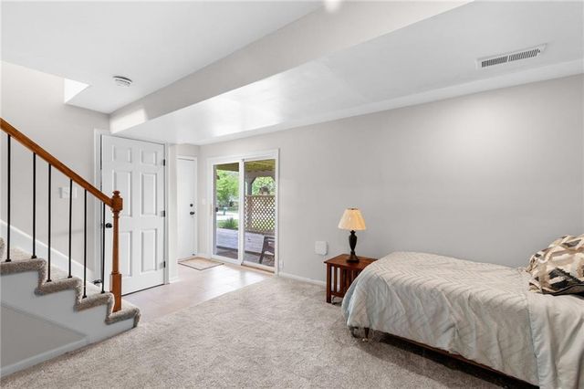 8903 NE 109TH Street, Kansas City, MO 64157