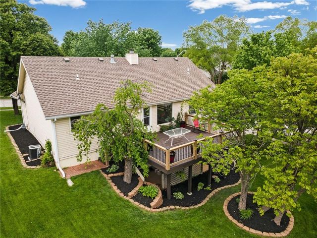 8903 NE 109TH Street, Kansas City, MO 64157