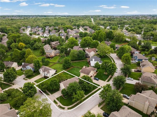 8903 NE 109TH Street, Kansas City, MO 64157