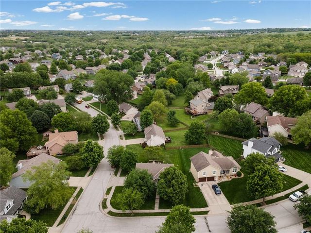 8903 NE 109TH Street, Kansas City, MO 64157