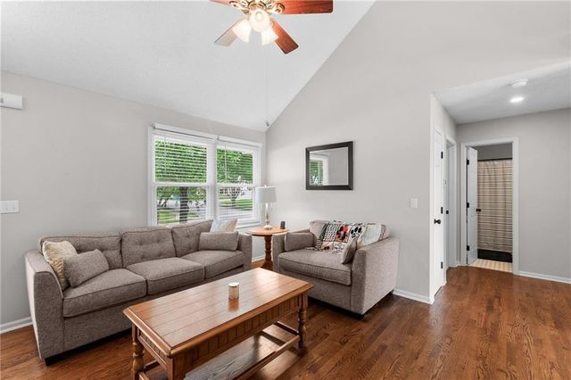 8903 NE 109TH Street, Kansas City, MO 64157