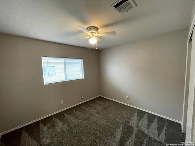 4027 BULVERDE PKWY, San Antonio, TX 78259