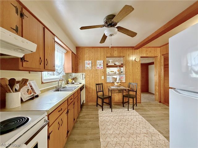 3402 Plum Street, Parkersburg, WV 26104
