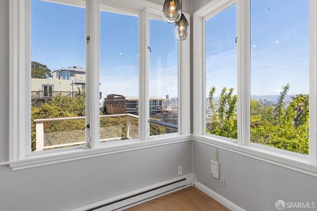 376 Hill Street, San Francisco, CA 94114