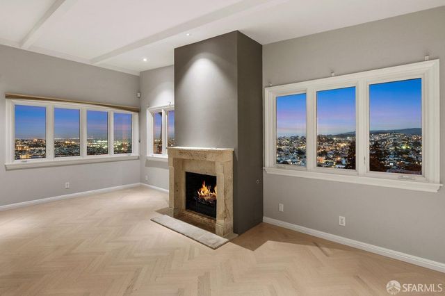 376 Hill Street, San Francisco, CA 94114