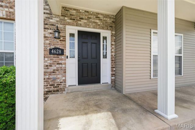 4628 Darkwoods Drive, Wentzville, MO 63385
