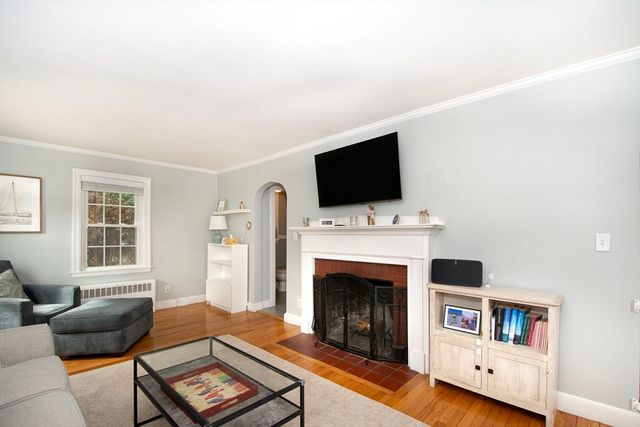 14 Sumner Ave, Braintree, MA 02184