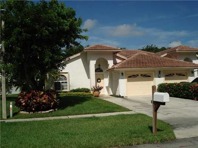 1141 Mulberry Place, Wellington, FL 33414