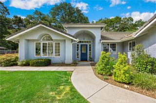 12055 Cenegal Road, Atascadero, CA 93422