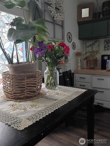 25115 72nd Avenue E, Graham, WA 98338