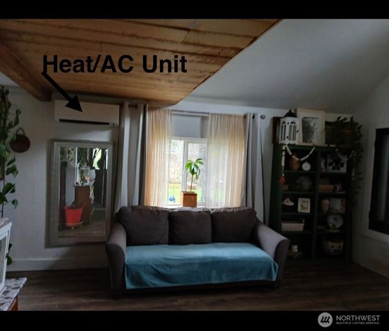 25115 72nd Avenue E, Graham, WA 98338