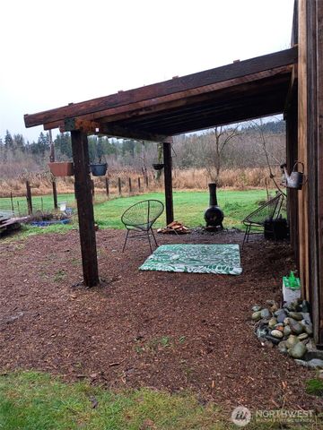 25115 72nd Avenue E, Graham, WA 98338