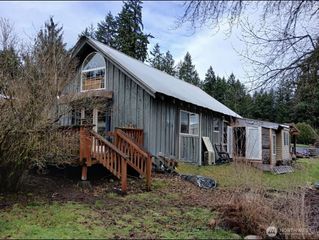 25115 72nd Avenue E, Graham, WA 98338