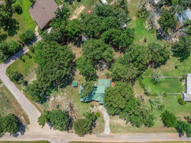 1413 Vz County Road 2414, Canton, TX 75103