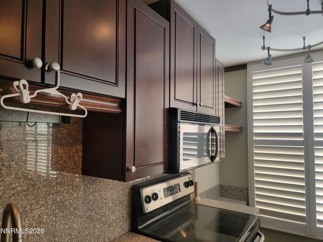 280 Island Avenue APT 1007, Reno, NV 89501