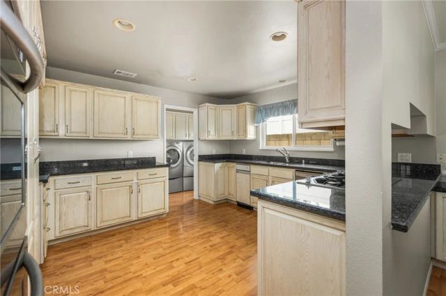 4046 N Sunset Street, Orange, CA 92865