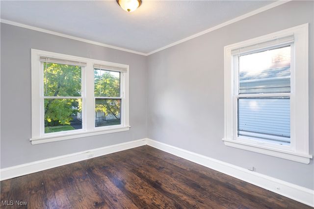 3243 Yorkshire, Cleveland Heights, OH 44118