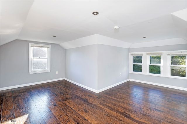 3243 Yorkshire, Cleveland Heights, OH 44118