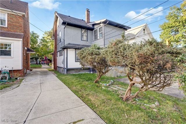 3243 Yorkshire, Cleveland Heights, OH 44118