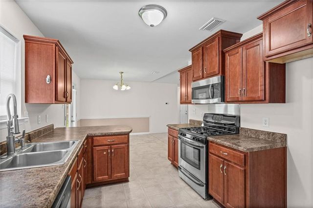 8889 Dawes Oak Drive, Theodore, AL 36582