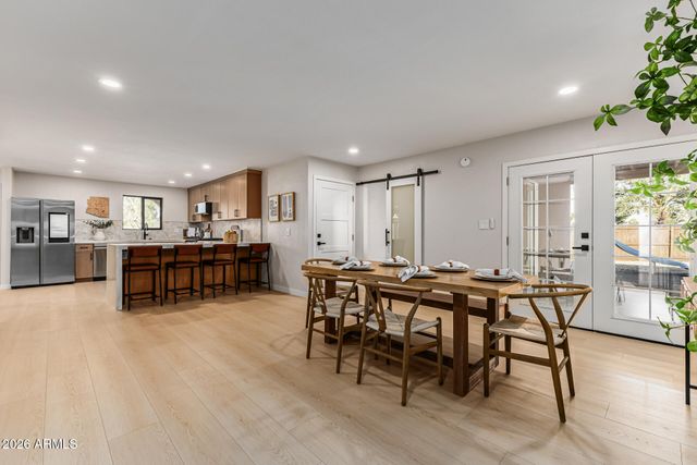 11801 N 37TH Way, Phoenix, AZ 85028