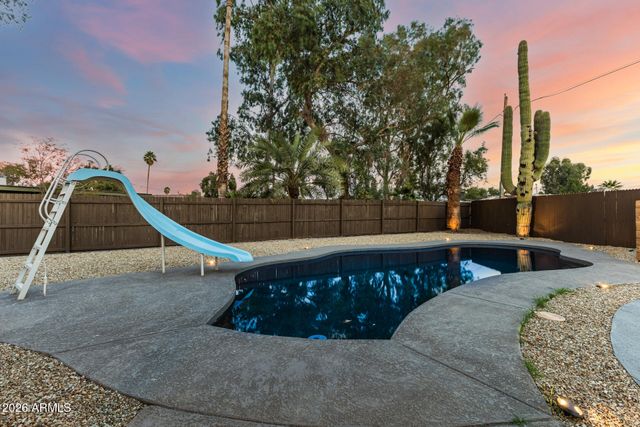 11801 N 37TH Way, Phoenix, AZ 85028