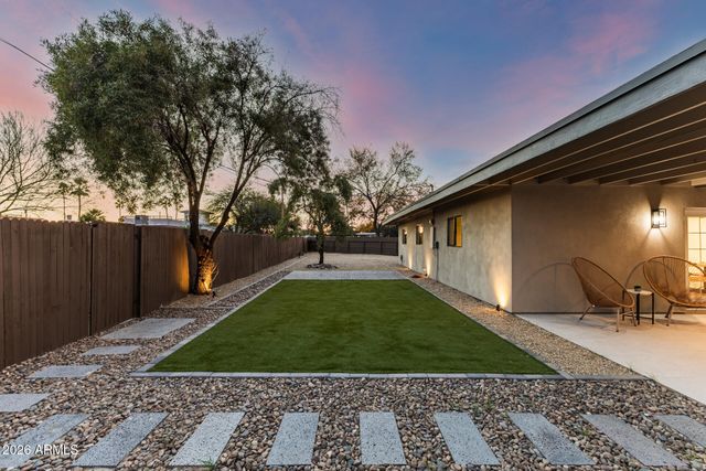 11801 N 37TH Way, Phoenix, AZ 85028