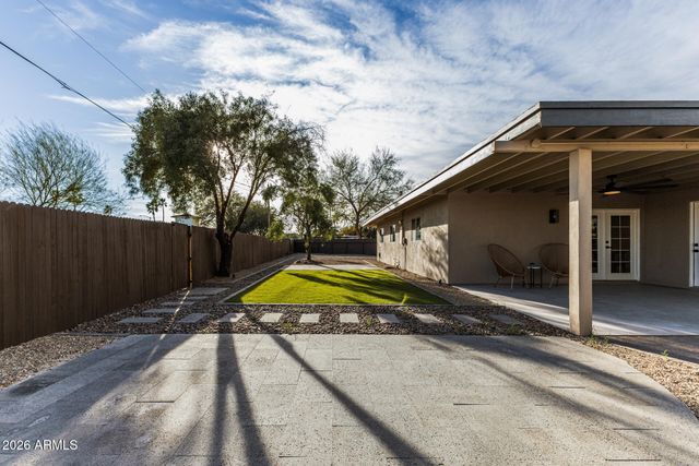 11801 N 37TH Way, Phoenix, AZ 85028