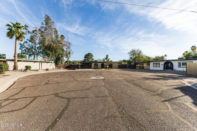 11801 N 37TH Way, Phoenix, AZ 85028