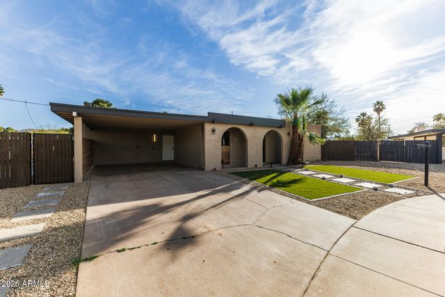 11801 N 37TH Way, Phoenix, AZ 85028