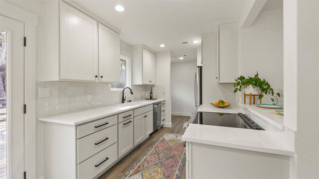 150-151 Star Thistle TRL, Wimberley, TX 78676