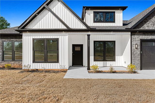 2923 Old Greenville Highway, Central, SC 29630