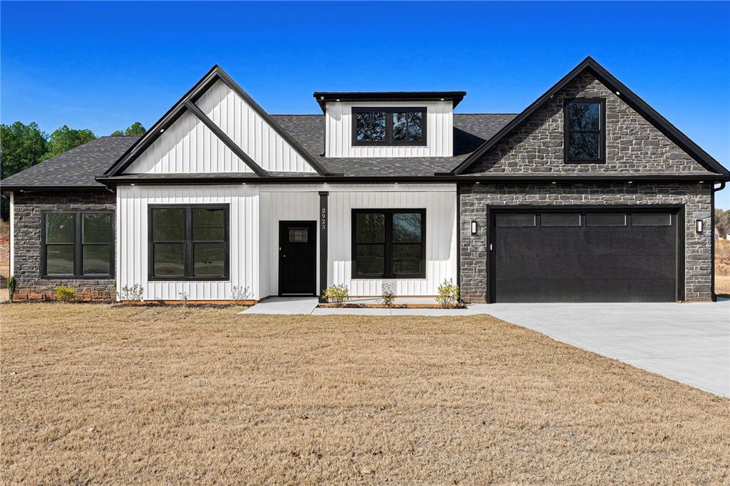 2923 Old Greenville Highway, Central, SC 29630