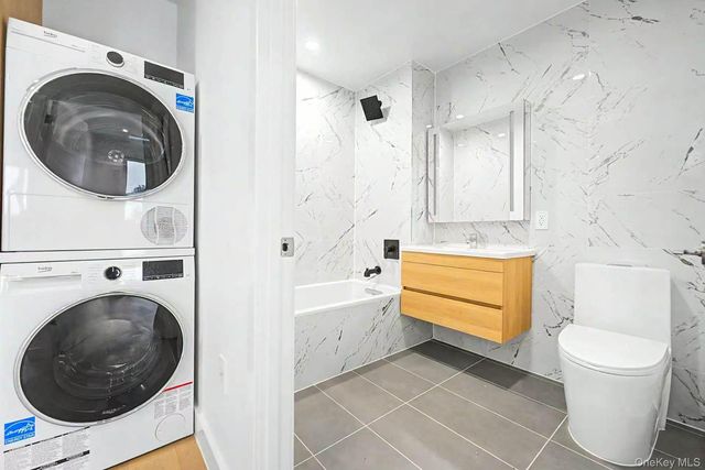 150-02 Northern Boulevard 3G, Flushing, NY 11354