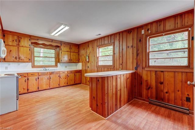 164 Tyre Dodson Road, Reidsville, NC 27320