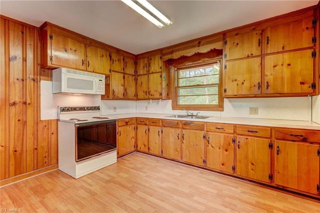 164 Tyre Dodson Road, Reidsville, NC 27320