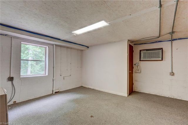 164 Tyre Dodson Road, Reidsville, NC 27320