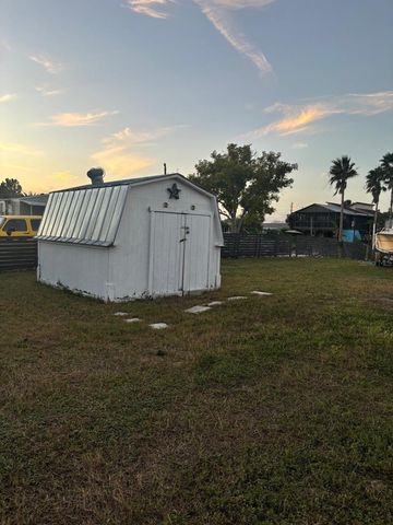 7325 MARYLAND AVENUE, Hudson, FL 34667