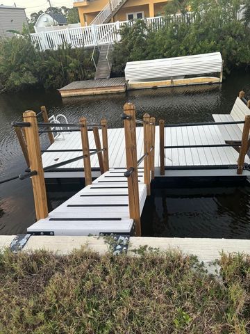 7325 MARYLAND AVENUE, Hudson, FL 34667