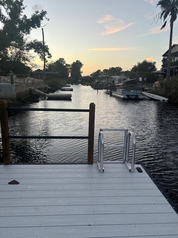 7325 MARYLAND AVENUE, Hudson, FL 34667