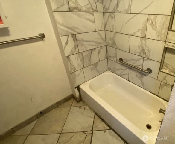 320 Queen Avenue, Pe Ell, WA 98572