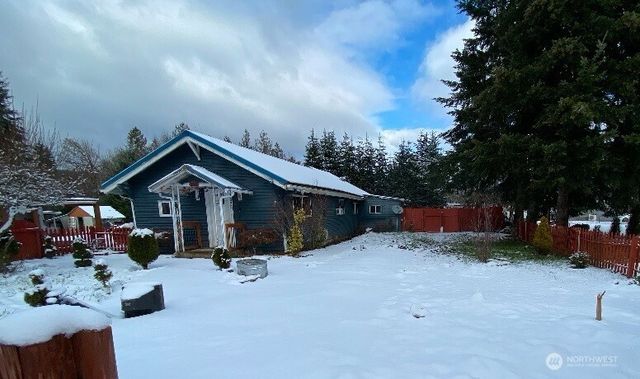 320 Queen Avenue, Pe Ell, WA 98572