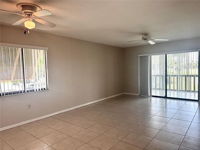 5207 WILLOW LINKS 34, Sarasota, FL 34235