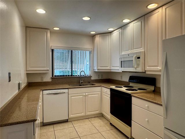 5207 WILLOW LINKS 34, Sarasota, FL 34235