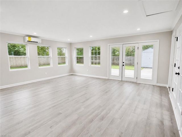 700 Hemlock CRES, Virginia Beach, VA 23464