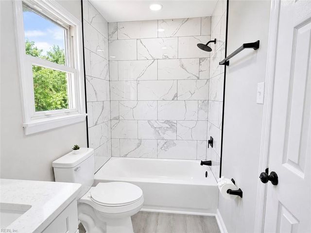 700 Hemlock CRES, Virginia Beach, VA 23464