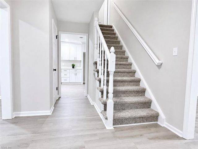 700 Hemlock CRES, Virginia Beach, VA 23464